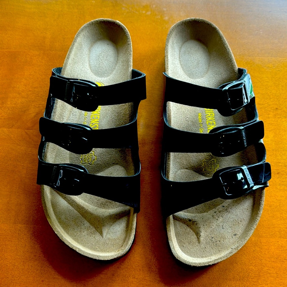 NWOT Birkenstock women size 41
